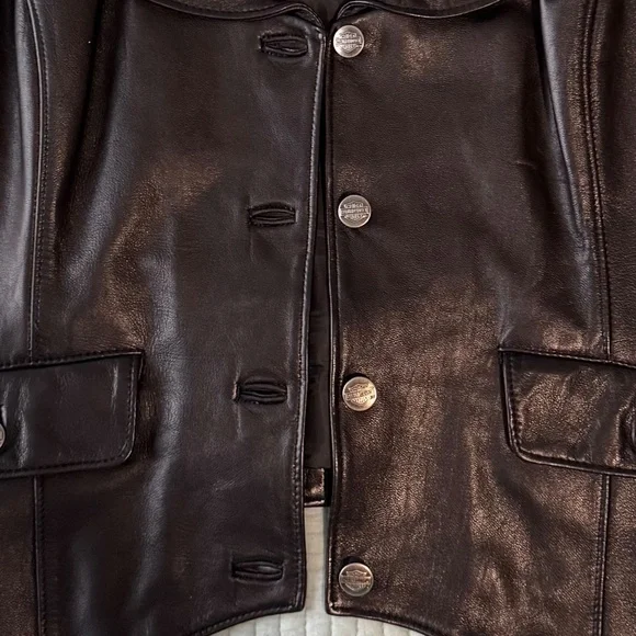 Harley Davidson Diva Leather Vest with Rhinestones - Picture 4 of 6